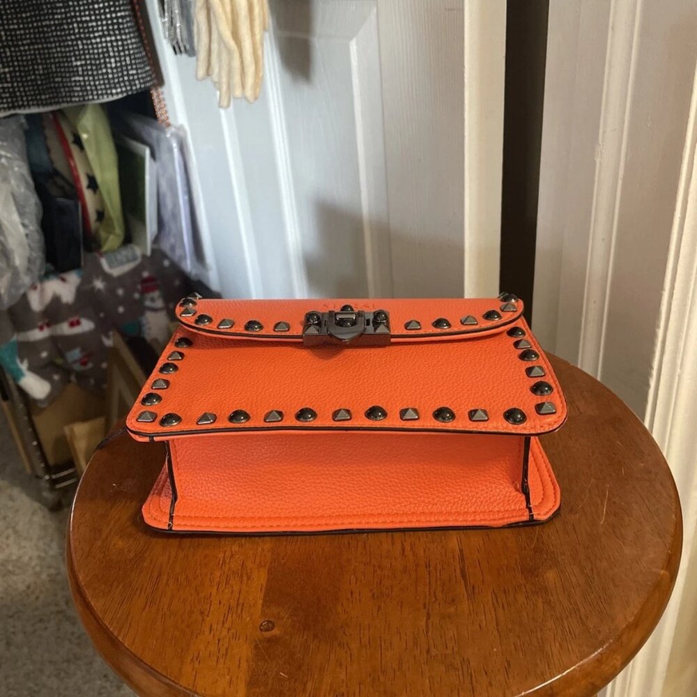 Mersi Ruby Studded Crossbody With 2 Straps - Orange - NWT - Picture 9 of 12